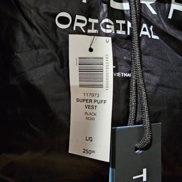 Aritzia the super puff™ vest - Picture 10 of 16